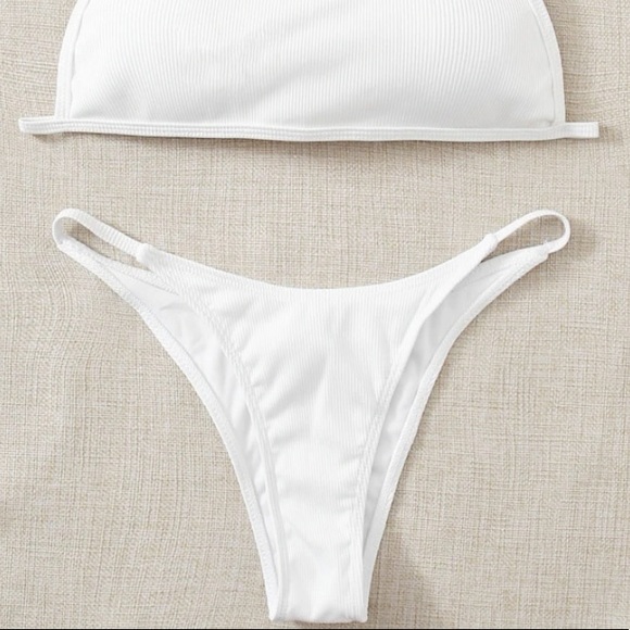 White bikini, size XS - SHEIN - Picture 3 of 5